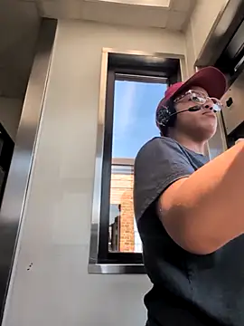 samone9 online show from April 12, 3:48 pm