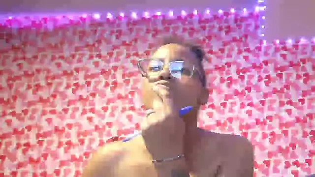 samone9 online show from February 2, 12:31 am