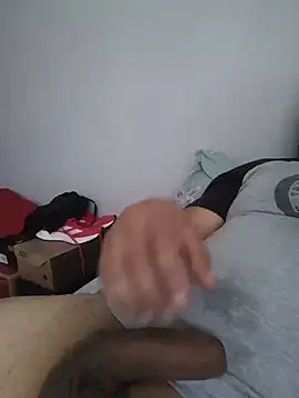 Snapshot of antonioM84 chatting on June 28, 10:54 am antonioM84 online show from June 28, 10:54 am