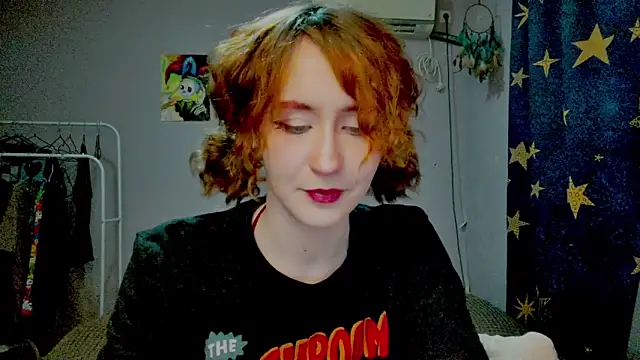 JoannaTompson online show from May 18, 11:09 pm