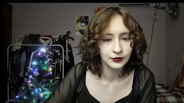 JoannaTompson online show from December 26, 12:57 am