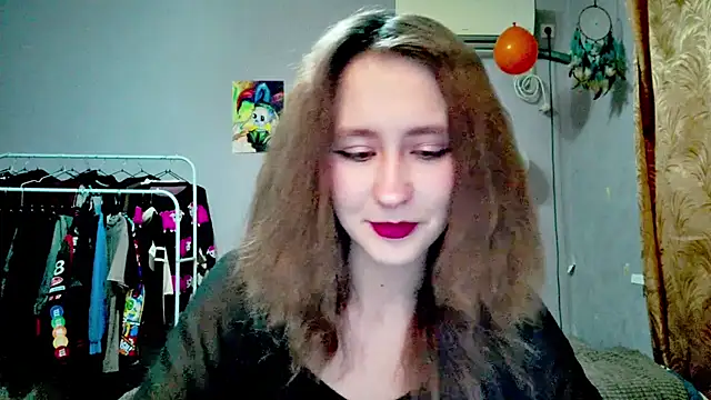 JoannaTompson online show from November 19, 1:33 pm