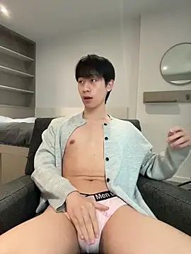 Rainbow967 online show from April 14, 2:44 pm