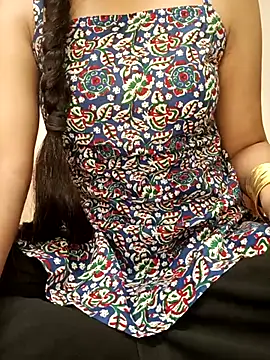 Snapshot of Ruchi-34 chatting on July 19, 6:26 pm Ruchi-34 online show from July 19, 6:26 pm