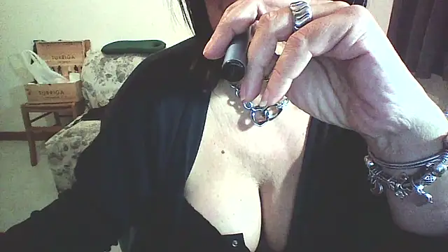 45marina45 online show from February 1, 9:40 am