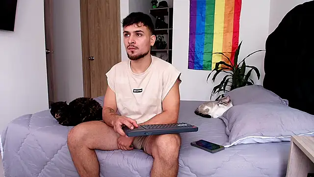 Aron-santoro online show from June 12, 2:48 pm