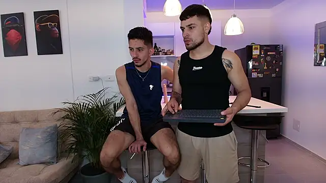 Aron-santoro online show from March 11, 8:58 pm