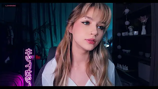 Snapshot of MelissaTetris chatting on October 26, 8:26 am MelissaTetris online show from October 26, 8:26 am