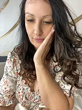 Katie-n online show from July 1, 8:25 am
