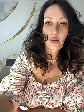 Katie-n online show from July 27, 6:20 am