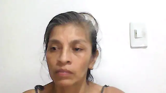 soltrinidad online show from May 10, 1:31 am
