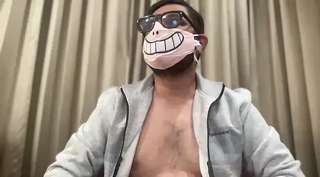 Snapshot of slavekinky001 chatting on December 30, 8:25 pm slavekinky001 online show from December 30, 8:25 pm