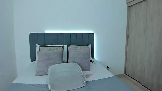 im sarah34 online show from May 21, 7:22 pm