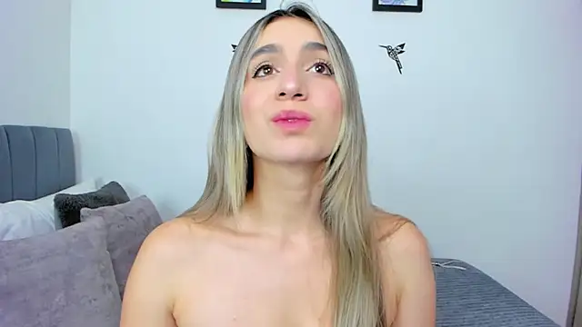 im sarah34 online show from November 12, 7:07 pm