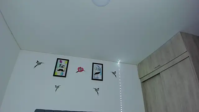 im sarah34 online show from March 7, 5:47 am