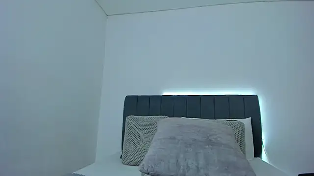 im sarah34 online show from May 14, 3:53 pm