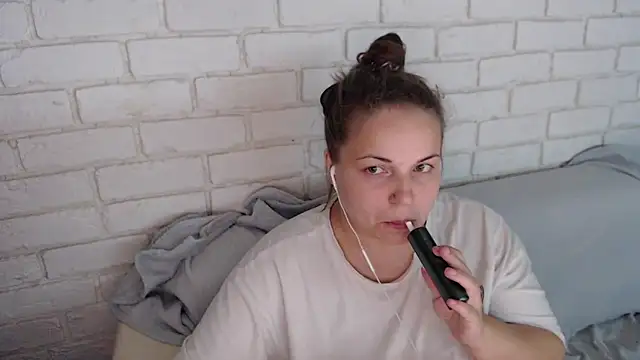 Snapshot of Crazyy_girl_ chatting on October 23, 2:49 pm Crazyy girl online show from October 23, 2:49 pm