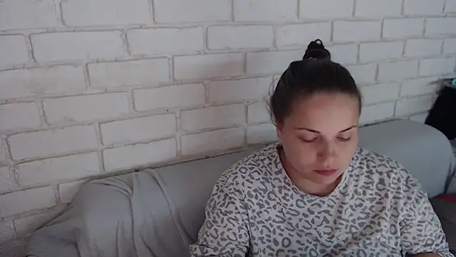 Snapshot of Crazyy_girl_ chatting on October 21, 2:38 pm Crazyy girl online show from October 21, 2:38 pm