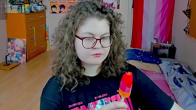 Sashy Way online show from April 16, 12:50 pm