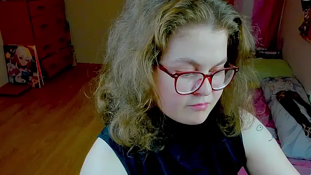 Snapshot of Sashy_Way chatting on June 18, 8:47 pm Sashy Way online show from June 18, 8:47 pm