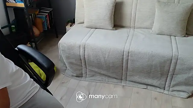 lolacharlyxh online show from September 26, 1:29 pm