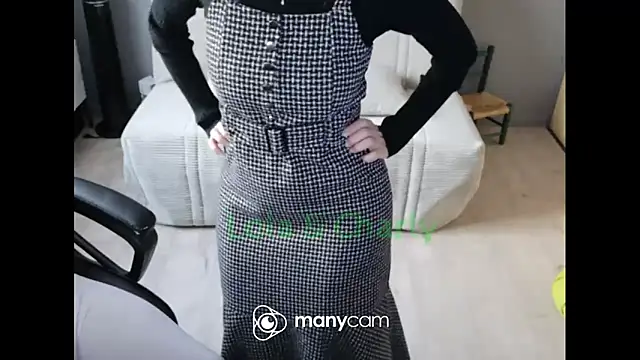 lolacharlyxh online show from February 17, 3:53 pm