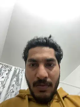 Snapshot of vinzpnr210 chatting on March 1, 3:01 pm vinzpnr210 online show from March 1, 3:01 pm