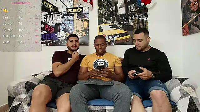 hott dicks online show from December 23, 6:26 pm