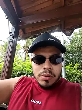 Snapshot of Naughty_Charly chatting on October 19, 7:16 pm Naughty Charly online show from October 19, 7:16 pm