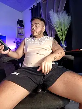 Snapshot of Naughty_Charly chatting on September 14, 12:55 am Naughty Charly online show from September 14, 12:55 am