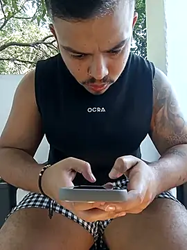 Snapshot of Naughty_Charly chatting on November 10, 12:10 pm Naughty Charly online show from November 10, 12:10 pm