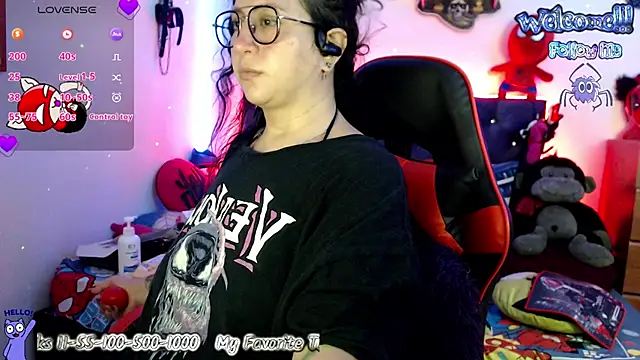 Snapshot of Bigsexycat chatting on February 7, 7:40 am Bigsexycat online show from February 7, 7:40 am