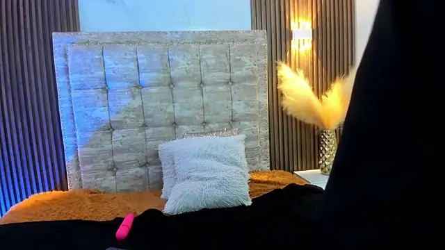 ada mclaine online show from November 3, 3:48 pm