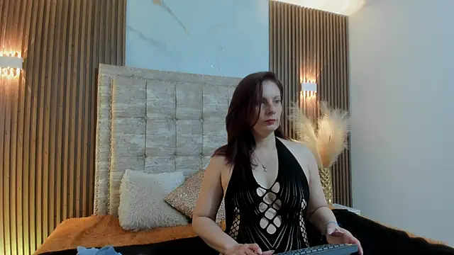 ada mclaine online show from September 9, 12:03 pm