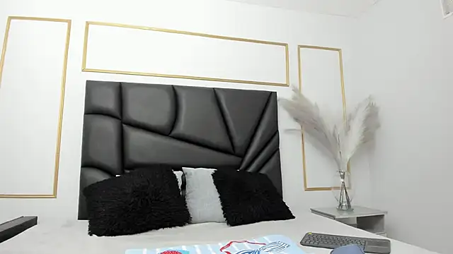 ada mclaine online show from March 20, 11:55 am