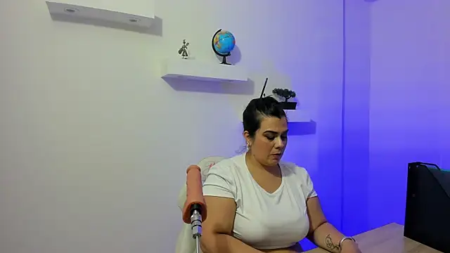 martina foxy  online show from September 20, 12:21 pm