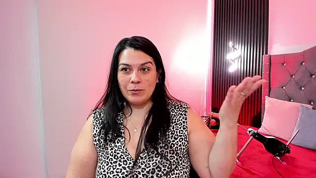 martina foxy  online show from November 8, 12:20 pm