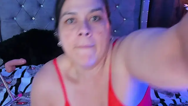 martina foxy  online show from March 9, 9:03 pm