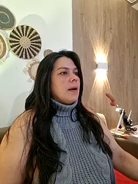 martina foxy  online show from March 3, 11:50 am