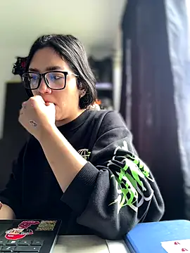 Mila Morgan online show from November 25, 3:01 pm