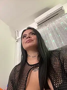 Snapshot of ivanna_rivera chatting on March 14, 4:40 pm ivanna rivera online show from March 14, 4:40 pm