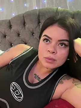 Snapshot of ivanna_rivera chatting on March 7, 6:22 pm ivanna rivera online show from March 7, 6:22 pm