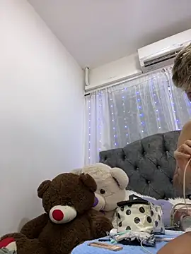 Snapshot of ivanna_rivera chatting on September 12, 5:24 pm ivanna rivera online show from September 12, 5:24 pm