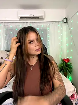 Snapshot of ivanna_rivera chatting on September 25, 4:57 pm ivanna rivera online show from September 25, 4:57 pm