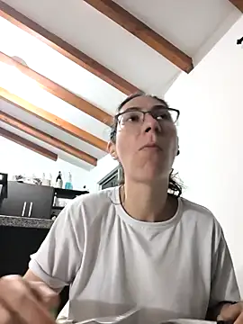 Andromeda-jade online show from April 3, 8:21 am