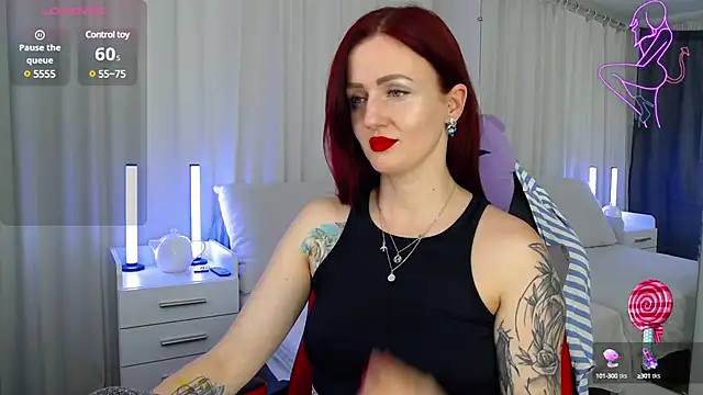Snapshot of ElisaJane chatting on February 20, 10:26 pm ElisaJane online show from February 20, 10:26 pm