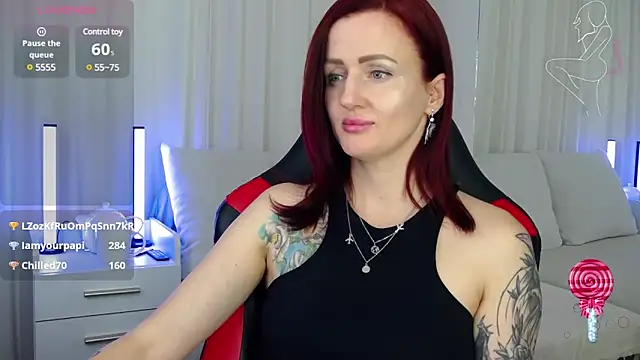 Snapshot of ElisaJane chatting on January 22, 4:23 am ElisaJane online show from January 22, 4:23 am