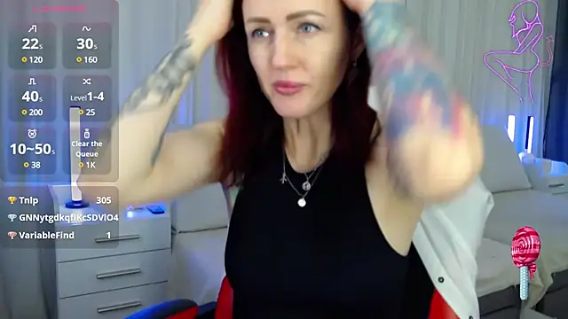 Snapshot of ElisaJane chatting on January 28, 2:43 am ElisaJane online show from January 28, 2:43 am