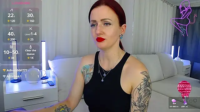 Snapshot of ElisaJane chatting on February 20, 12:52 am ElisaJane online show from February 20, 12:52 am