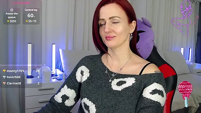 Snapshot of ElisaJane chatting on January 21, 1:50 am ElisaJane online show from January 21, 1:50 am